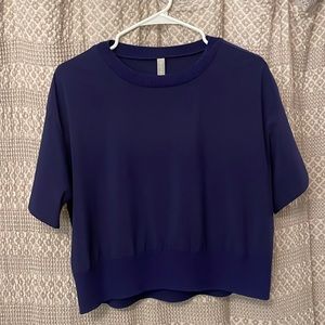 Cute athleta top!